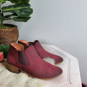 Bp maroon leather ankle bottles